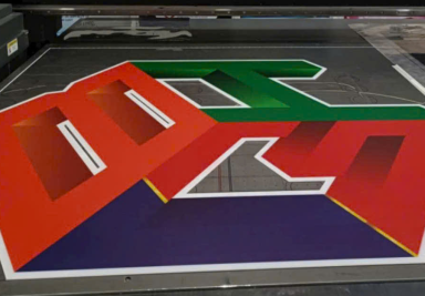 In Uv, khắc trên mọi chất liệu, gỗ, kính... 