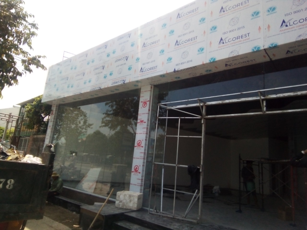 Thi Công Mặt Dựng Alu Tại Thủ Dầu Một - Bình Dương