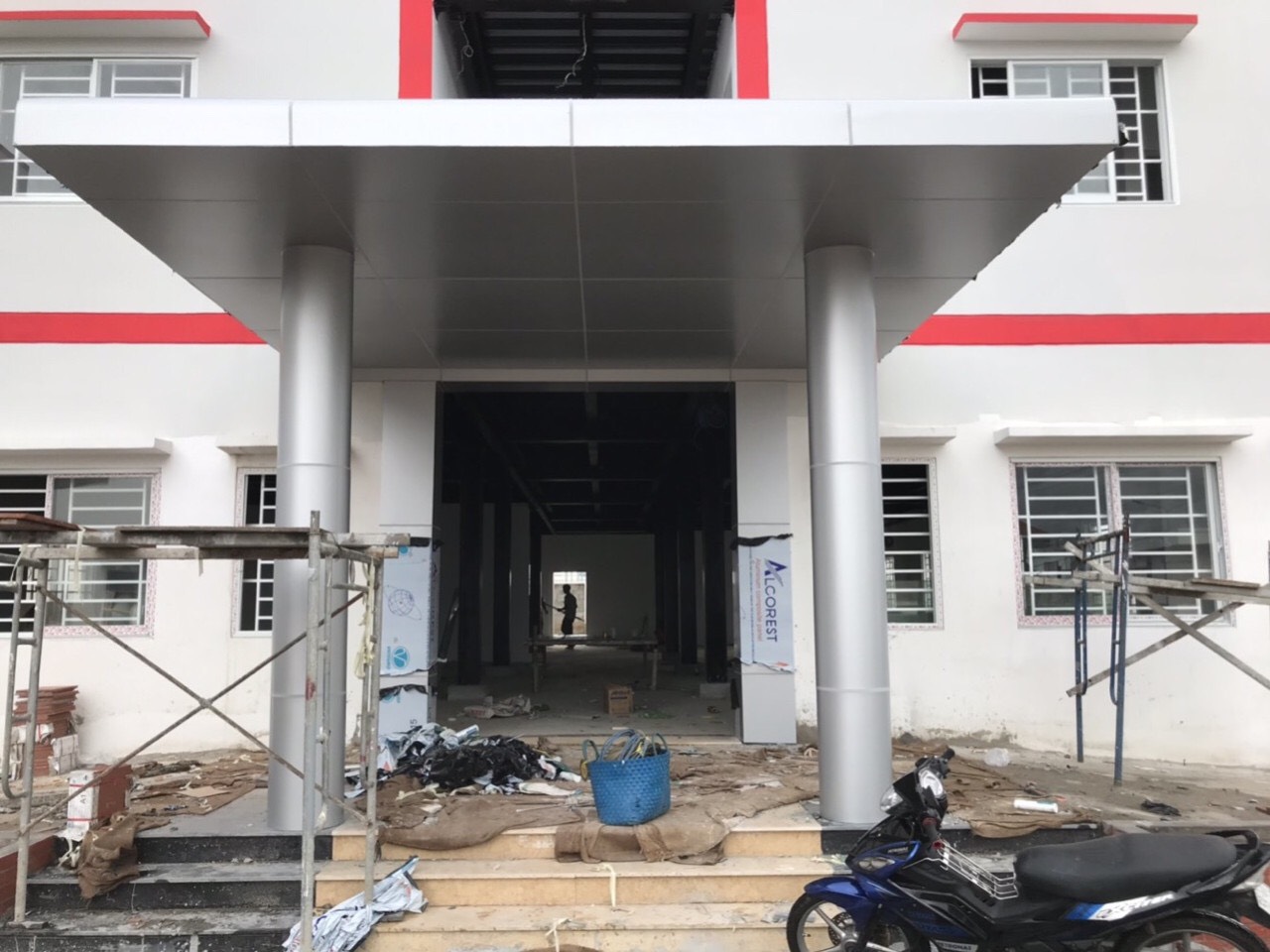 Thi Công Mặt Trần Alu Khu Vực Bình Dương
