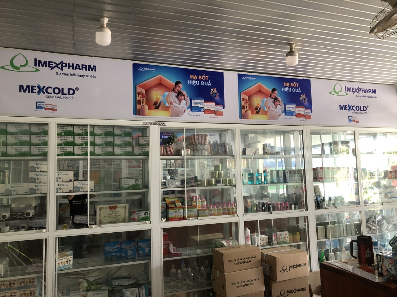 Cung cấp hộp đèn bạt không gân, bảng alu