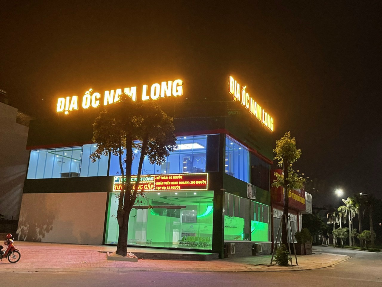 Thi Công Biển Hiệu Địa Ốc Nguyễn Gia