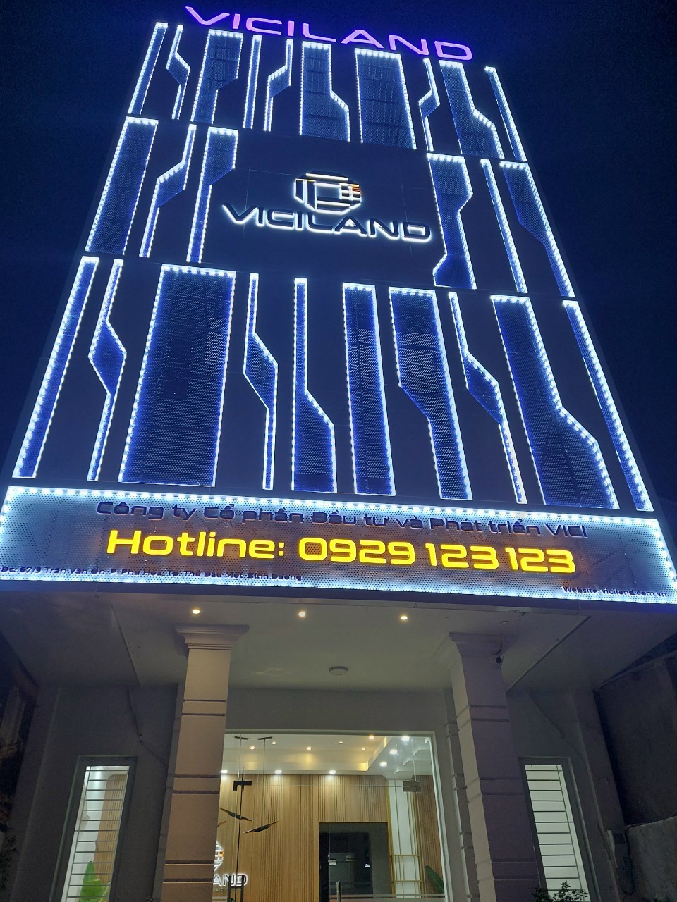 Thi công bảng hiệu BĐS VICILAND