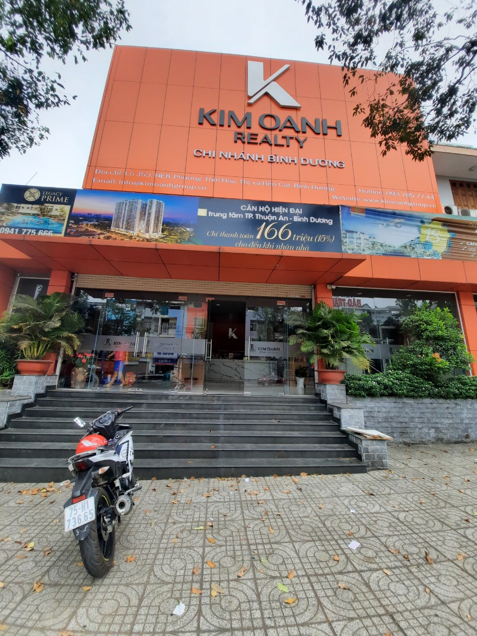 Thi công bảng hiệu Kim Oanh Group Chi Nhánh Bình Dương