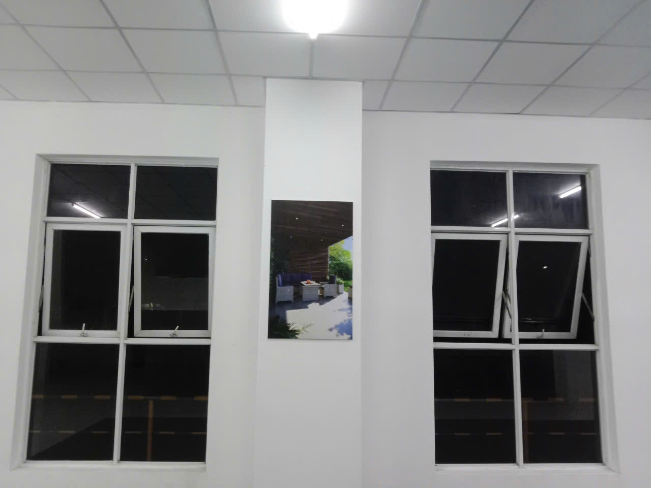 Foam in UV  Chữ Mica in UV, Vipsip 2