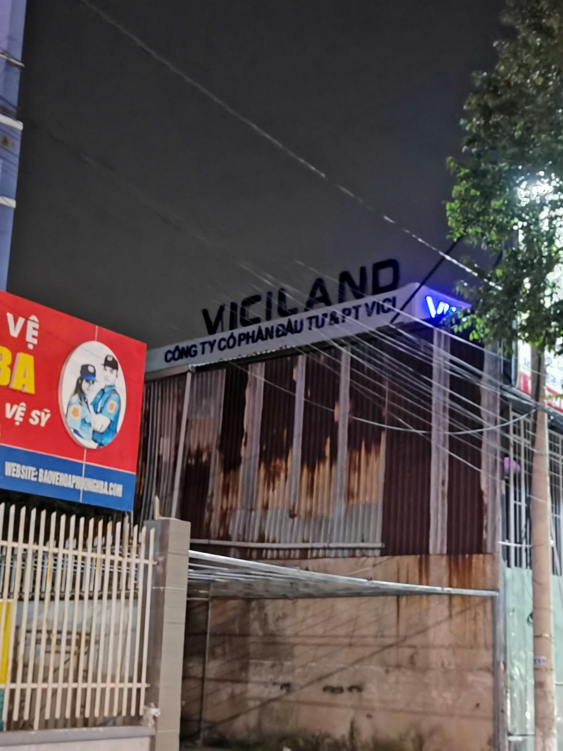 Thiết kế - thi công bảng hiệu VP công ty BDS Viciland